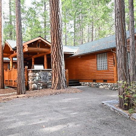 Grizzly Giant Villa Wawona Exteriör bild